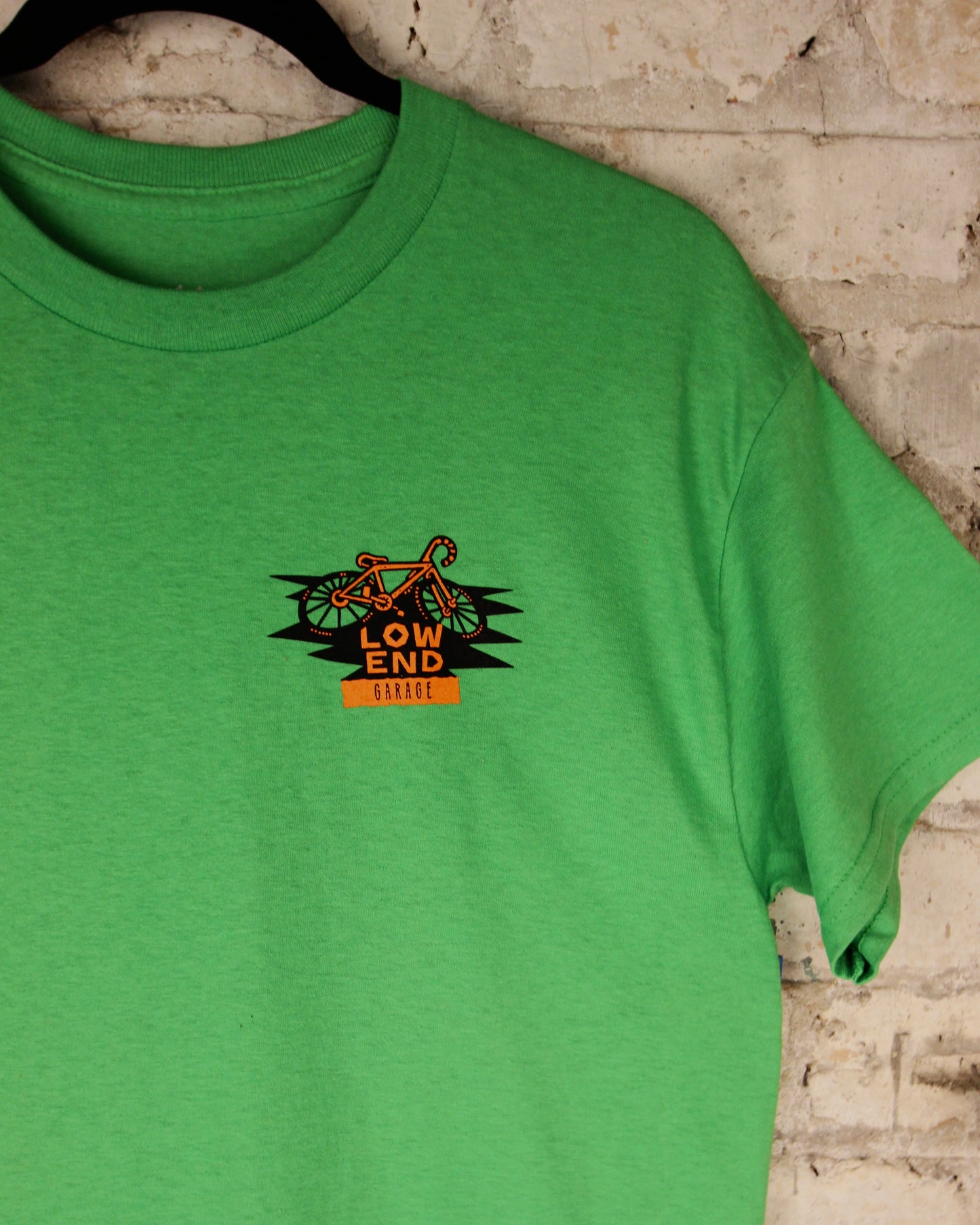 Aquarium Head Gets a Ride Tee