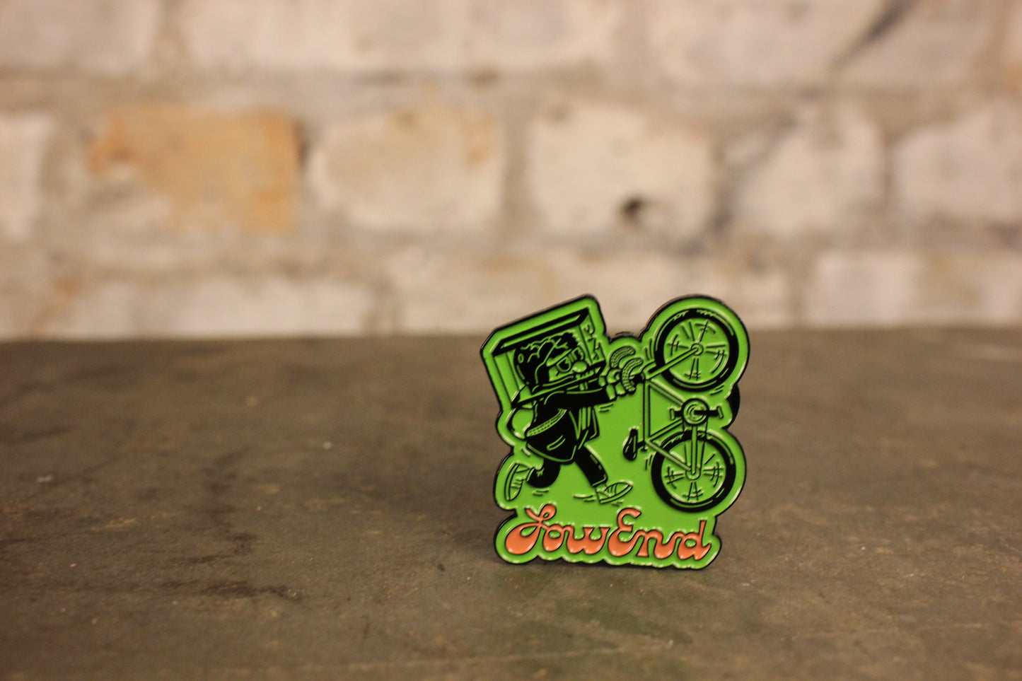 Aquarium Head Collection - Enamel Pin