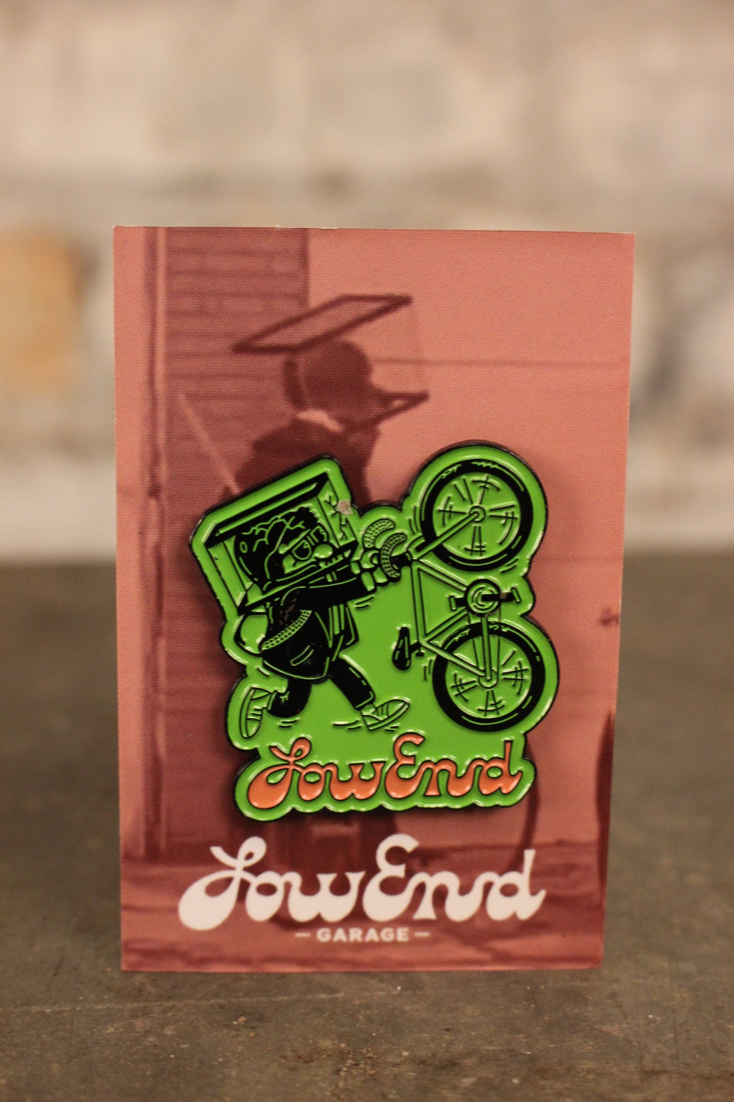 Aquarium Head Collection - Enamel Pin