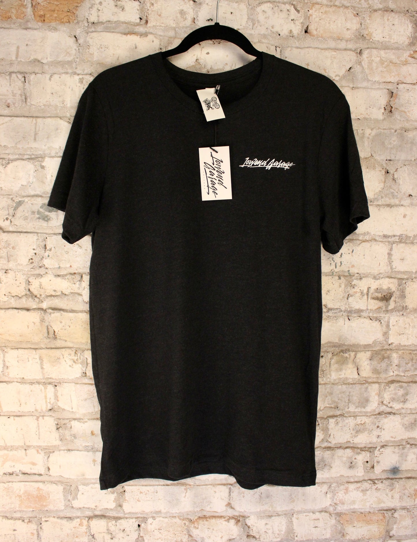 Lowend Classic Embroider Tee
